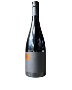 Dirty Three Magic Dirt  Pinot Noir 2024